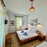 بيت ضيافة Pansion Episkopi سكوبيلوس تاون