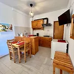 بيت ضيافة Pansion Episkopi سكوبيلوس تاون