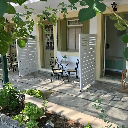 Guest house Pansion Episkopi 2*
