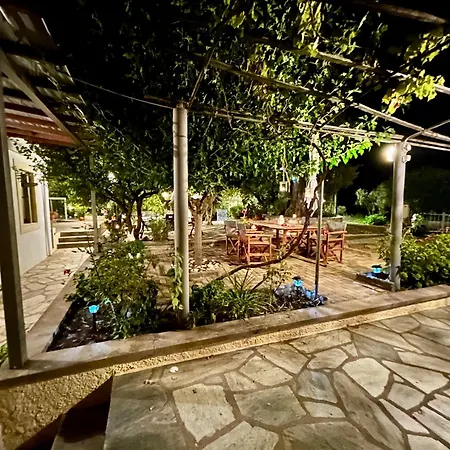 Guest house Pansion Episkopi Skopelos Town
