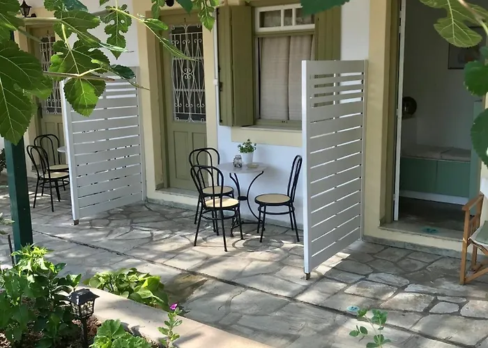 Guest house Pansion Episkopi 2*