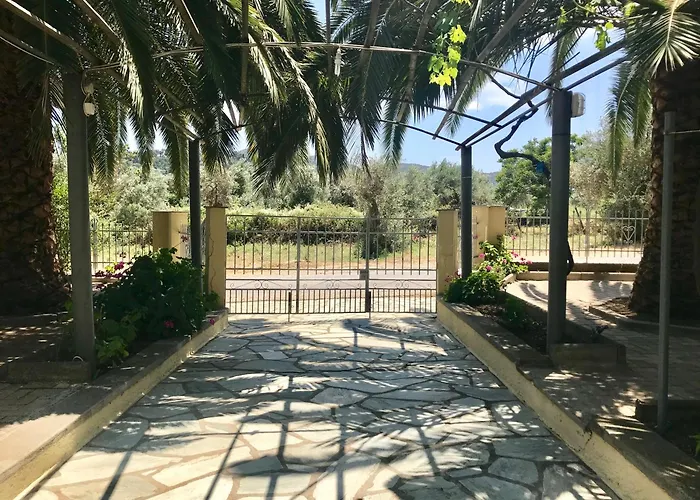 Guest house Pansion Episkopi Skopelos Town